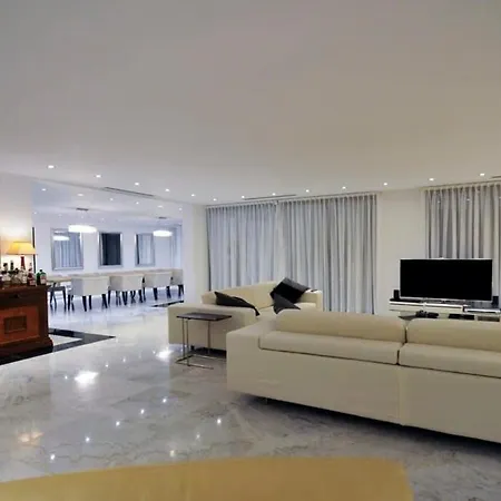 别墅 Huge Stunning *