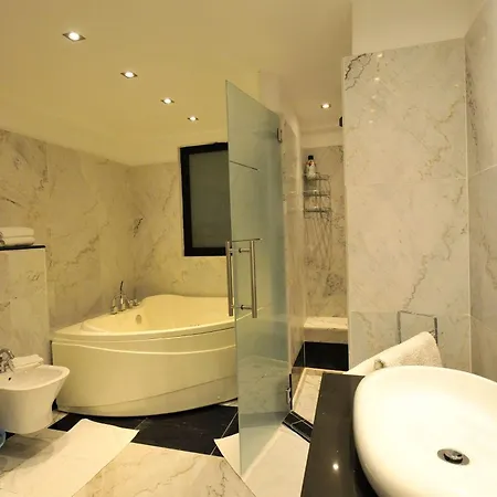 别墅 Huge Stunning