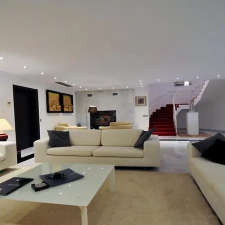 别墅 Huge Stunning Gazátika