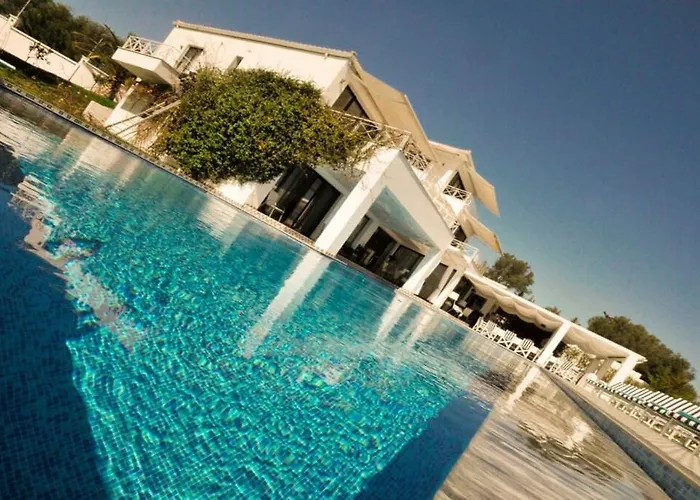Huge Stunning Vila