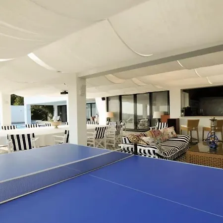 Villa Huge Stunning Gazatika