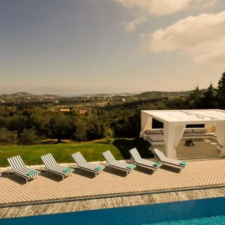 Huge Stunning Villa Gazatika