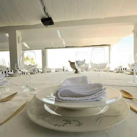 Villa Huge Stunning *