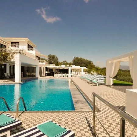 Huge Stunning Gazátika